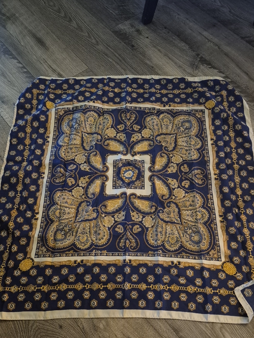 Sergio Tacchini Navy and Gold Medallion Scarf Made In ITALY